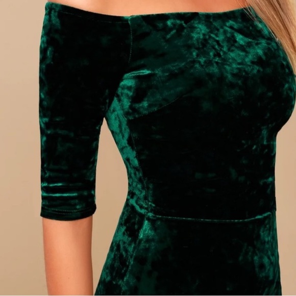 Lulu’s dark green velvet off the shoulder dress - Picture 3 of 9